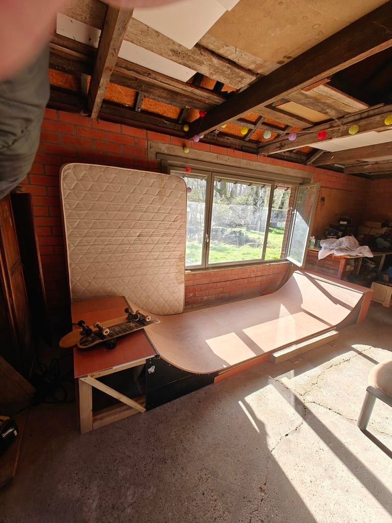 Mini-rampe de 50 cm de haut et 3m30 de long +- par 1,20 de l, Enlèvement