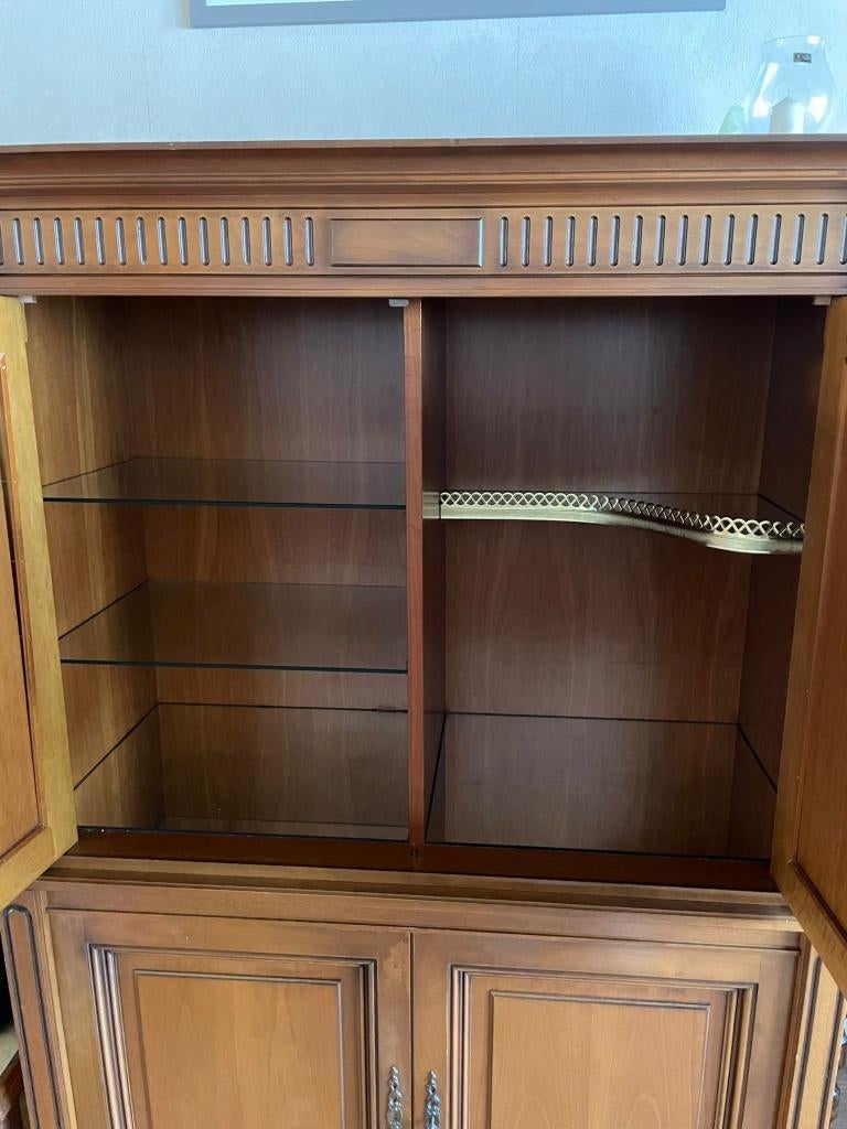 Klassiek houten barkast, Ophalen