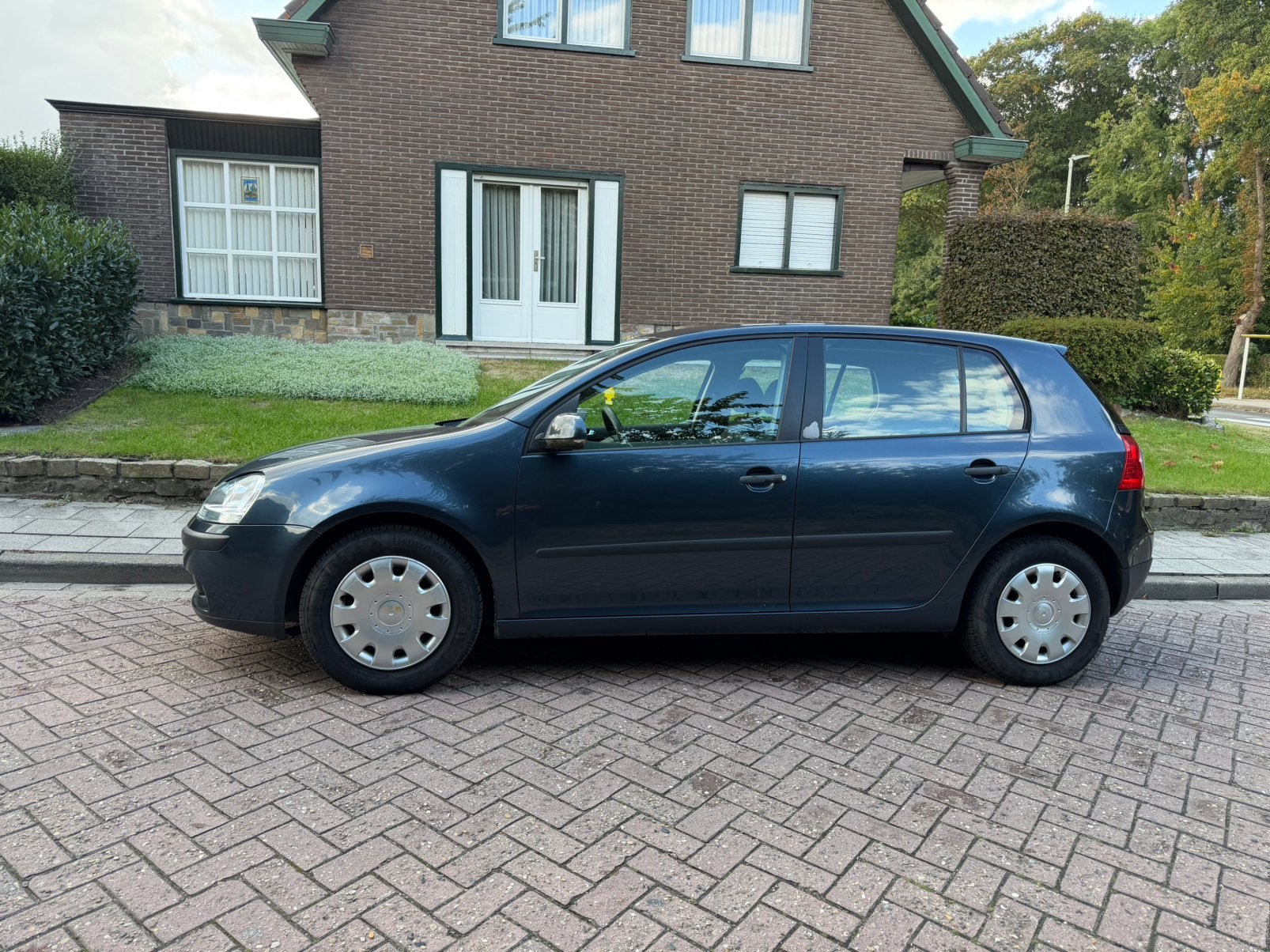 Volkswagen Golf 1.4i benzine 5deur Airco gekeurd carpass, Dealer onderhouden, Bedrijf, 1400 cc, Golf