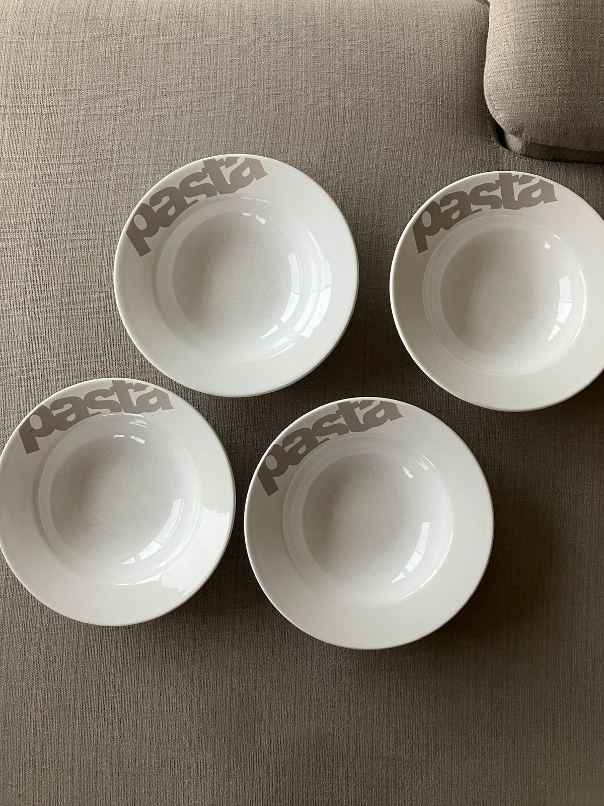 Pasta borden 4x, Huis en Inrichting, Keuken | Servies, Ophalen of Verzenden, Zo goed als nieuw, Bord(en)