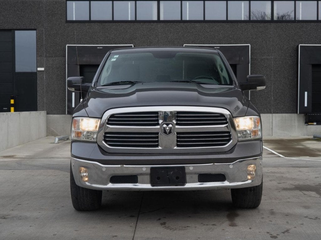 Dodge RAM 1500 5.7 V8 BIG HORN hemi 401pk 21% BTW 2017, Cuir, Argent ou Gris, Achat, Euro 6