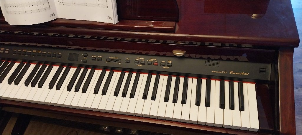 Digitale piano kawai ca 5 met bijpassende pianostoel, Digital, Brun, Enlèvement, Utilisé