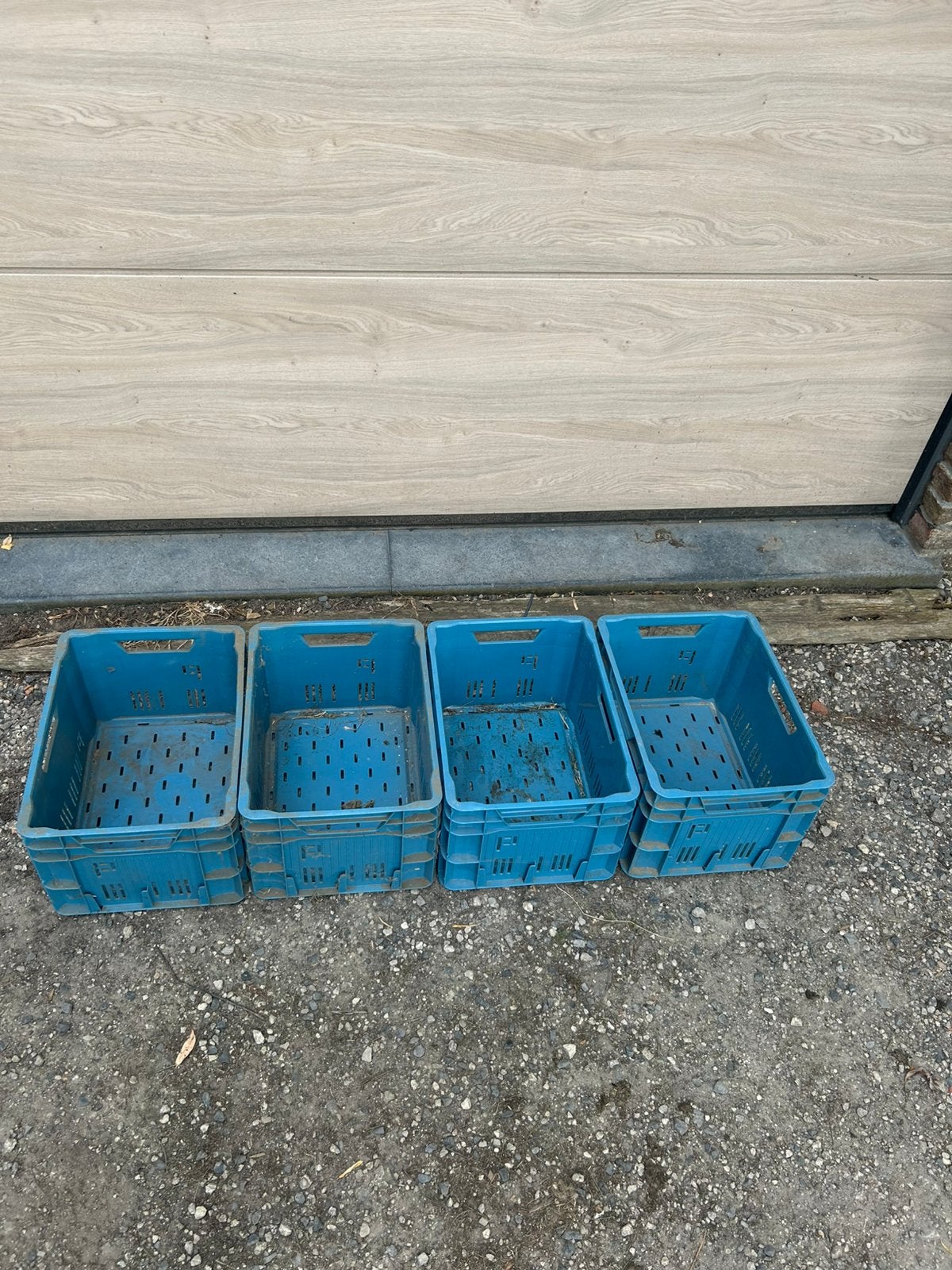4 plastic fruit kratten, Ophalen, Zo goed als nieuw, Krat