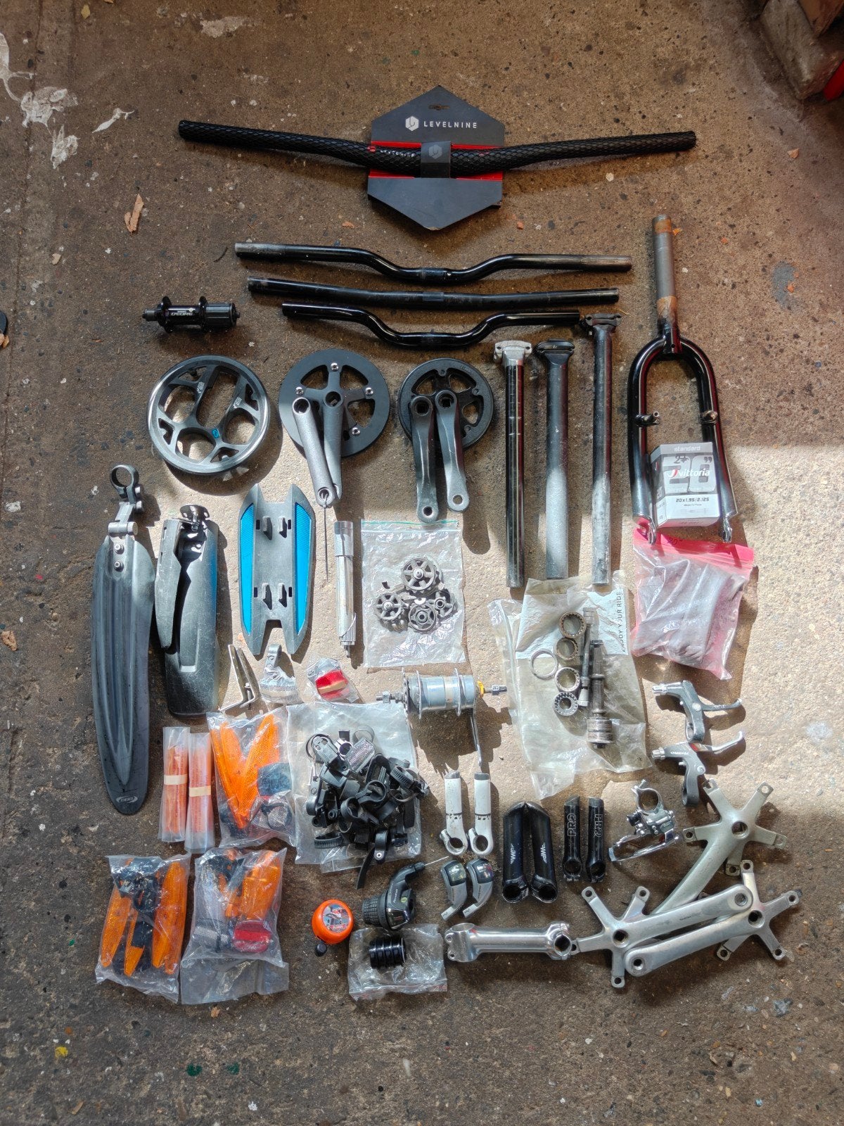 lotje fietsonderdelen te koop!! moet weg!!, Fietsen en Brommers, Ophalen, Stuur