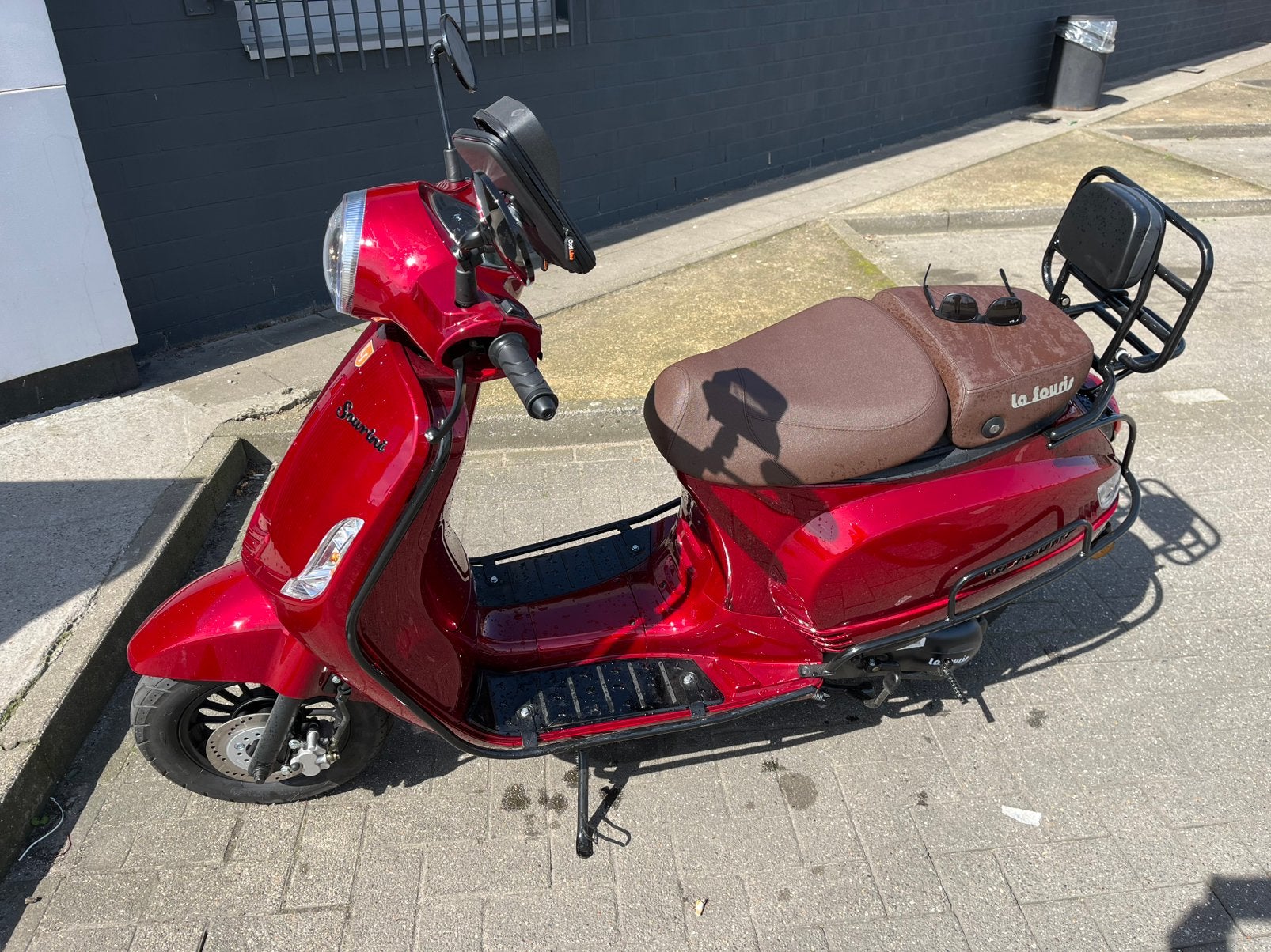 La Souris 50cc scooter. 370km: nieuw. Helmplicht, Ophalen, Zo goed als nieuw