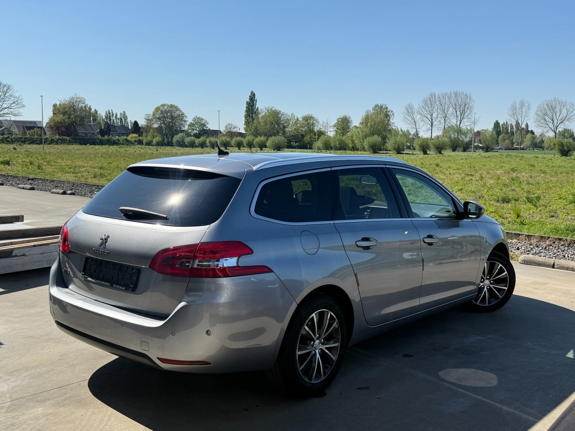 Peugeot 308 SW Allure Autom, Camera, Pano, LED, Leder, Full, Auto's, Gebruikt, 5 deurs, Zilver of Grijs, https://public.car-pass.be/vhr/8efd5dce-175c-474a-9c63-6bedb7557829