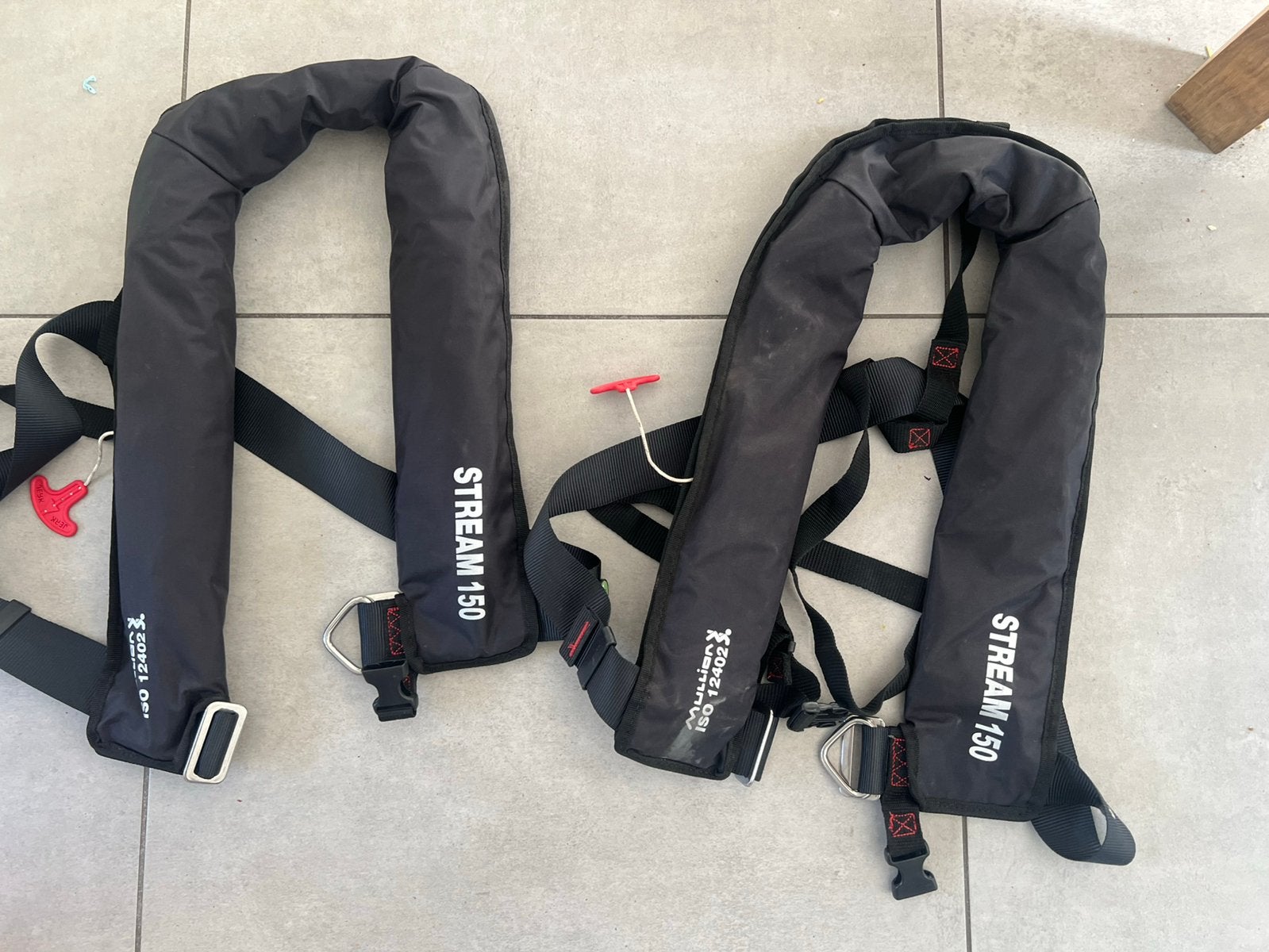Reddingsvest stream 150, Watersport en Boten, Ophalen of Verzenden, Zo goed als nieuw