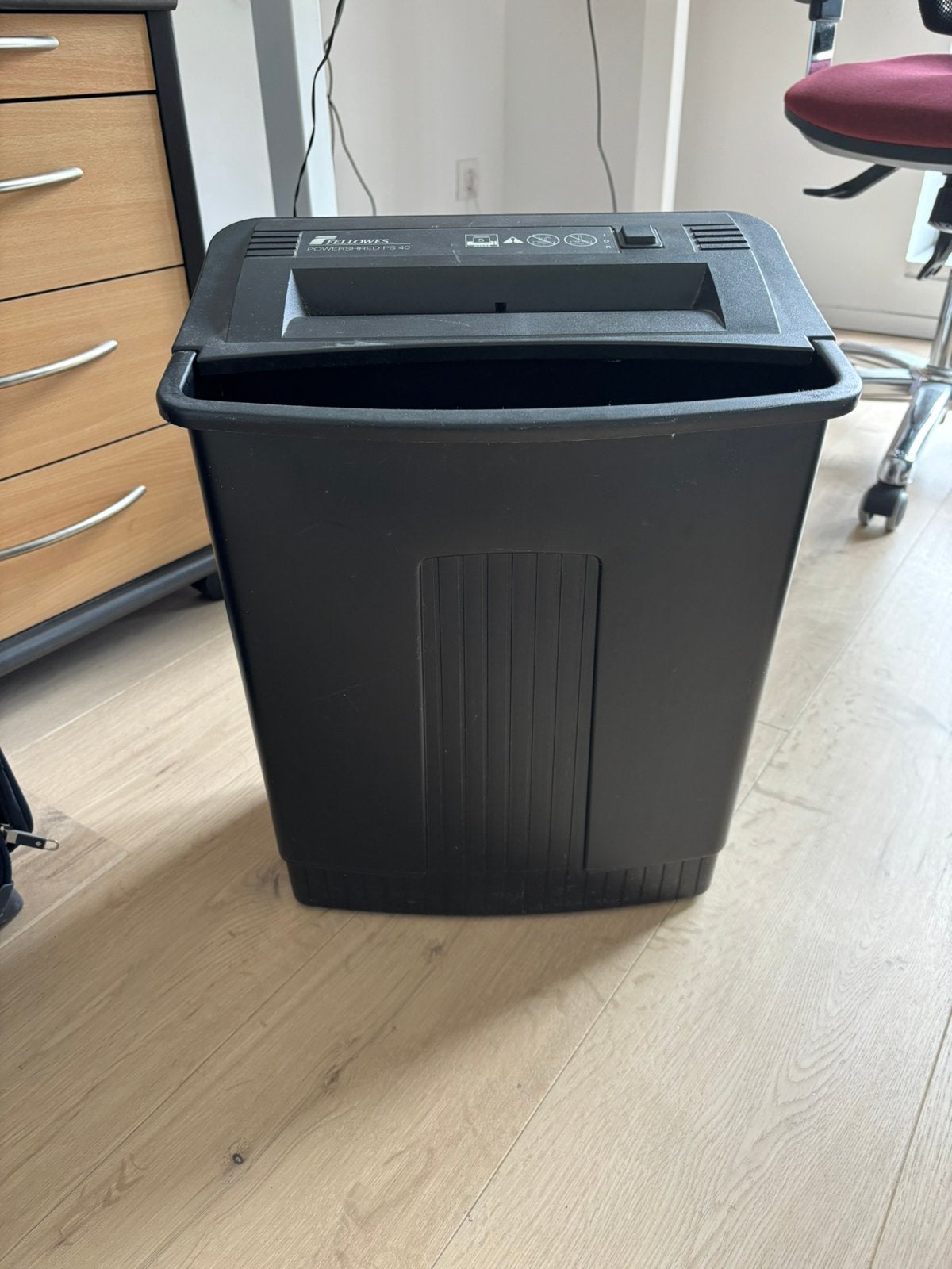 Papierversnipperaar, Ophalen, Gebruikt