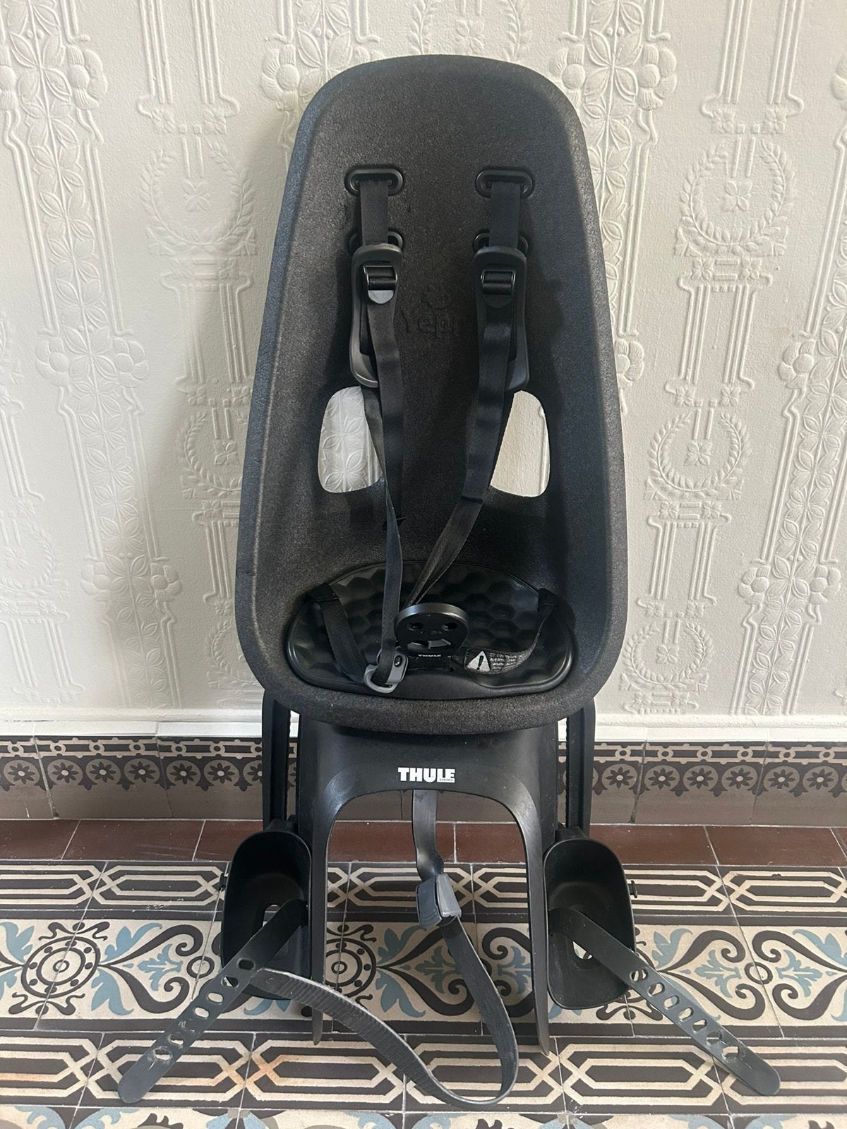 Thule kinderzitje voor fiets, Fietsen en Brommers, Ophalen, Gebruikt, Achterzitje, Voetsteuntjes