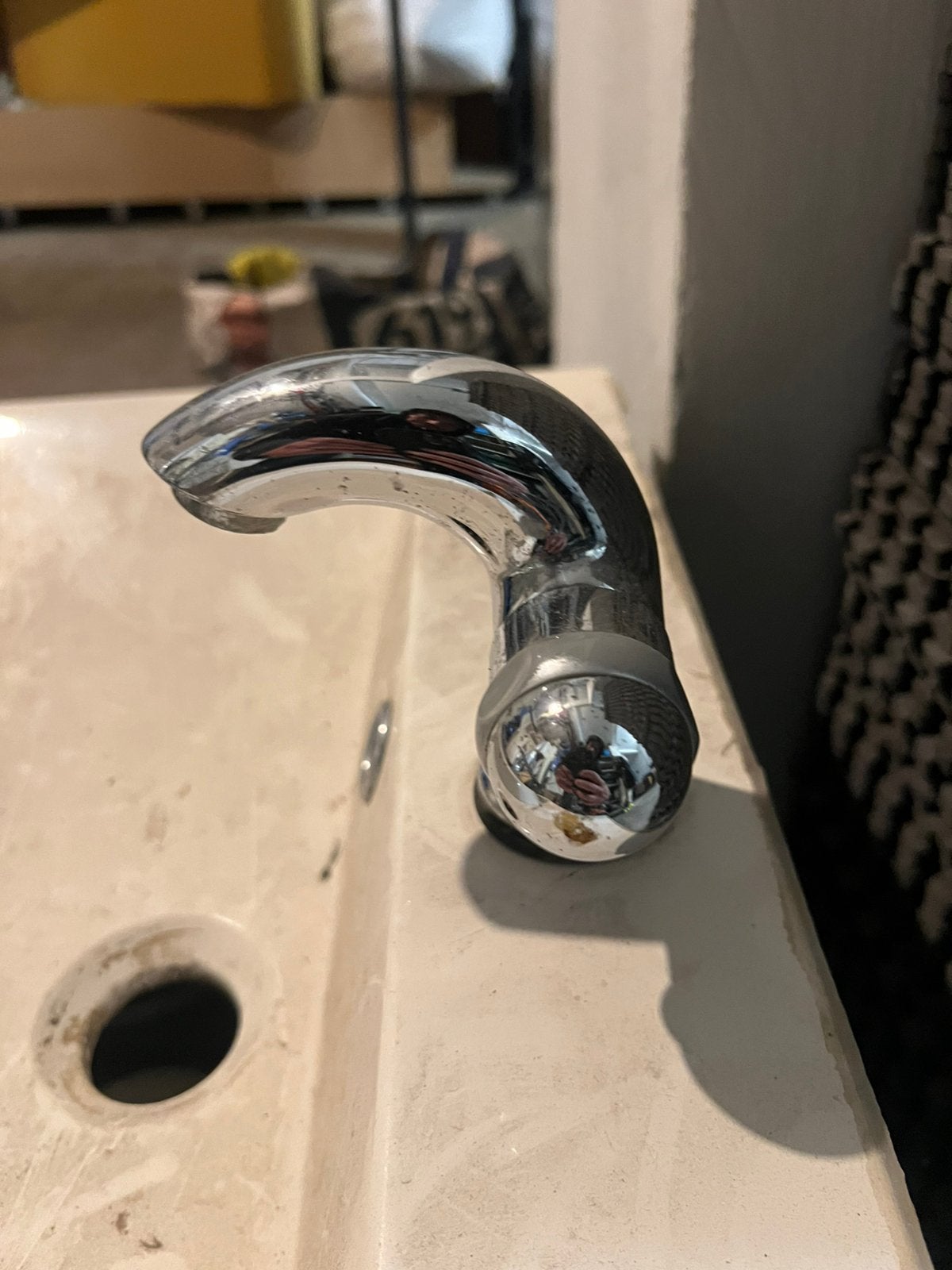 Lavabo + kraan, Ophalen, Zo goed als nieuw, Kraan