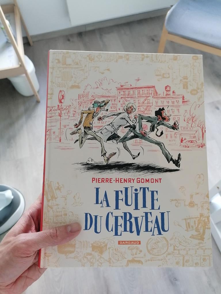 EO la fuite du cerveau, Enlèvement ou Envoi