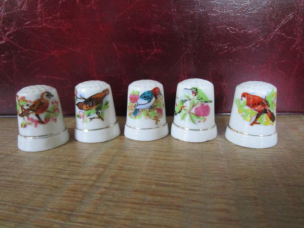 7 vingerhoedjes België Zwin, Verzamelen, Vingerhoedjes, Ophalen of Verzenden, Nieuw, Porselein