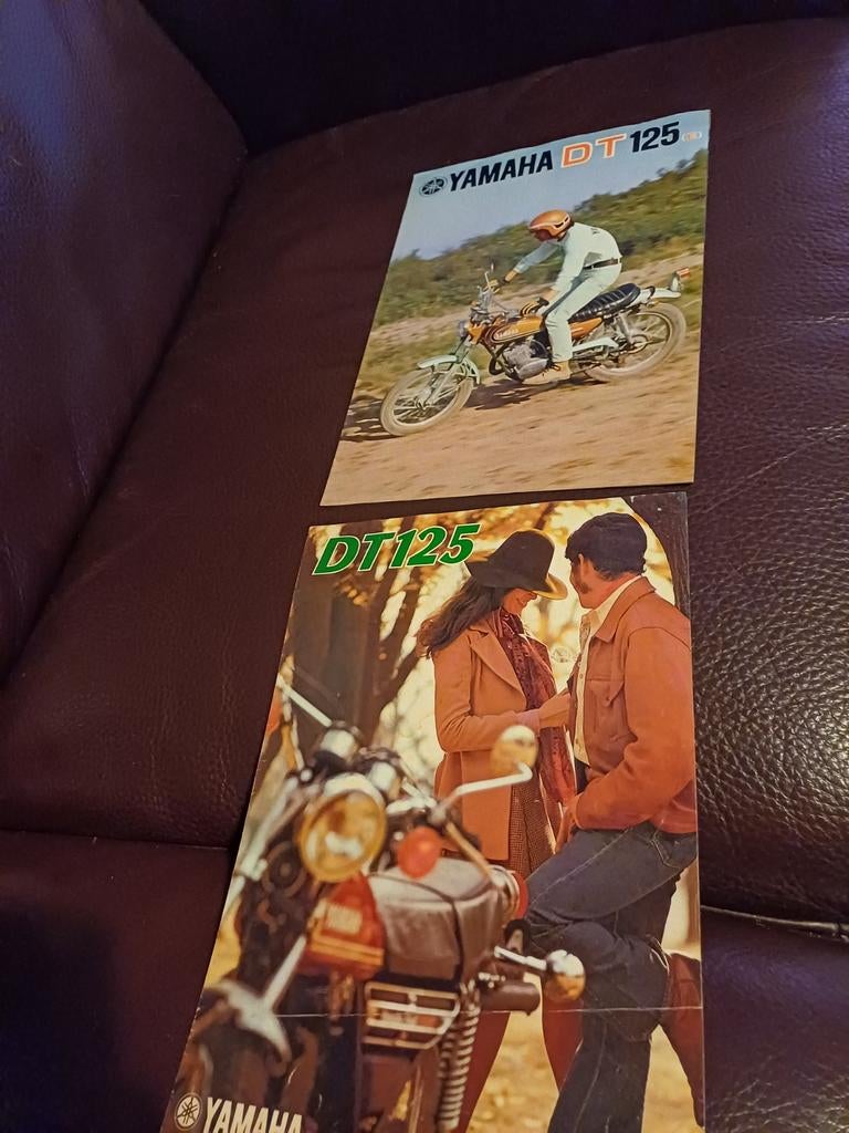 Yamaha dt125 brochures, Motoren, Ophalen