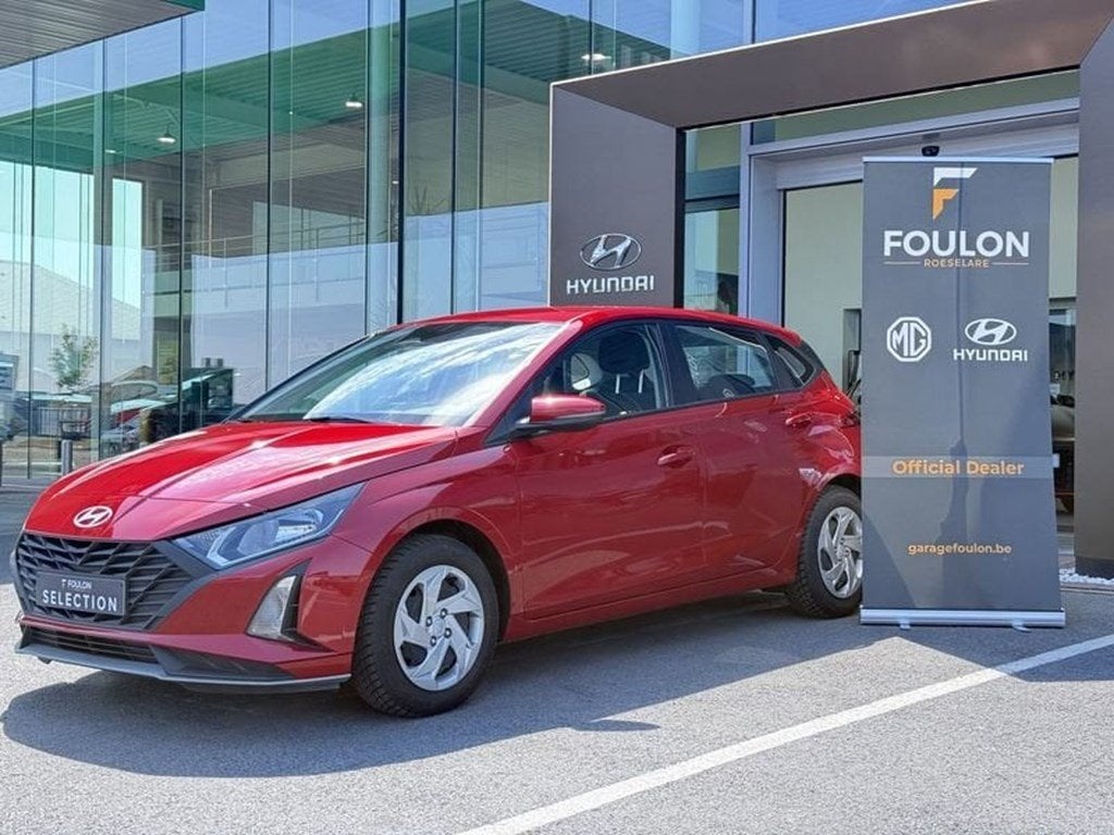 Hyundai i20 1.2 Benzine Twist + zetel & stuurwielverwarming, Autos, 79 ch, Boîte manuelle, Noir, 5 portes