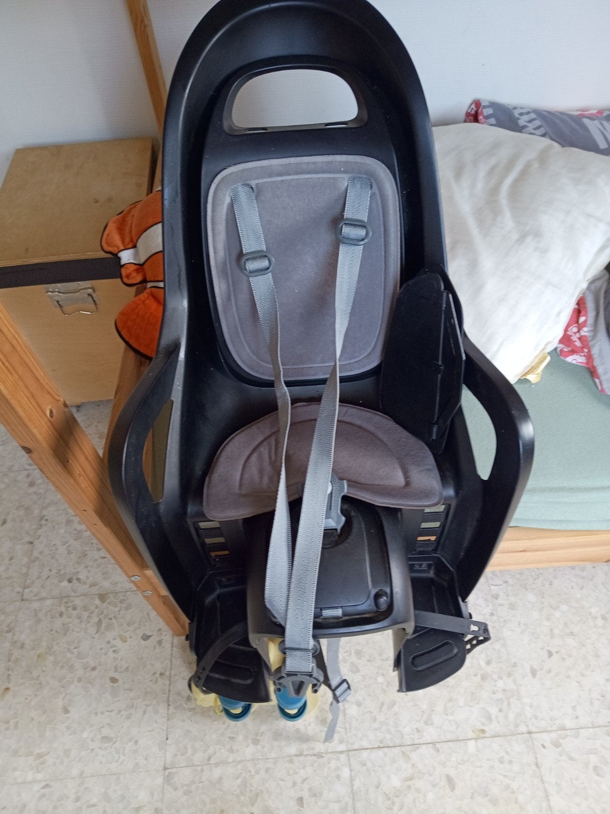 Fietsstoeltje decathlon, Ophalen