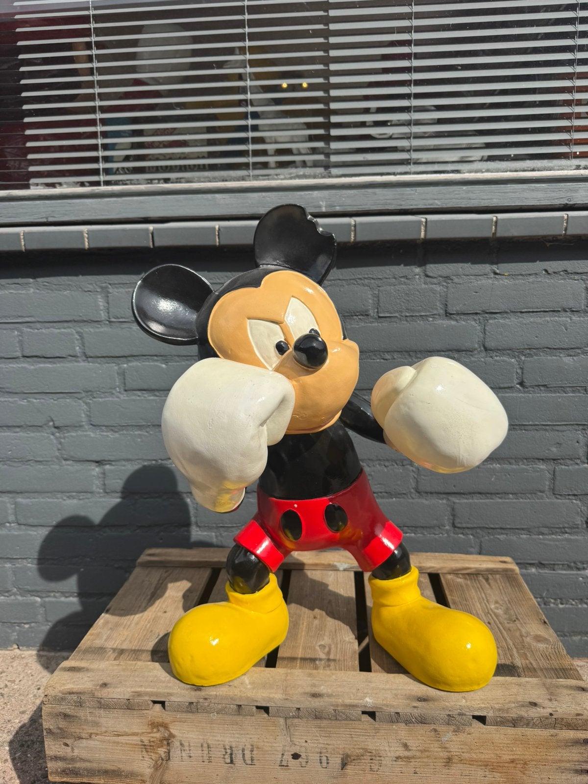 Mickey Mouse bokser beeld, Verzamelen, Ophalen of Verzenden, Mickey Mouse, Gebruikt, Beeldje of Figuurtje