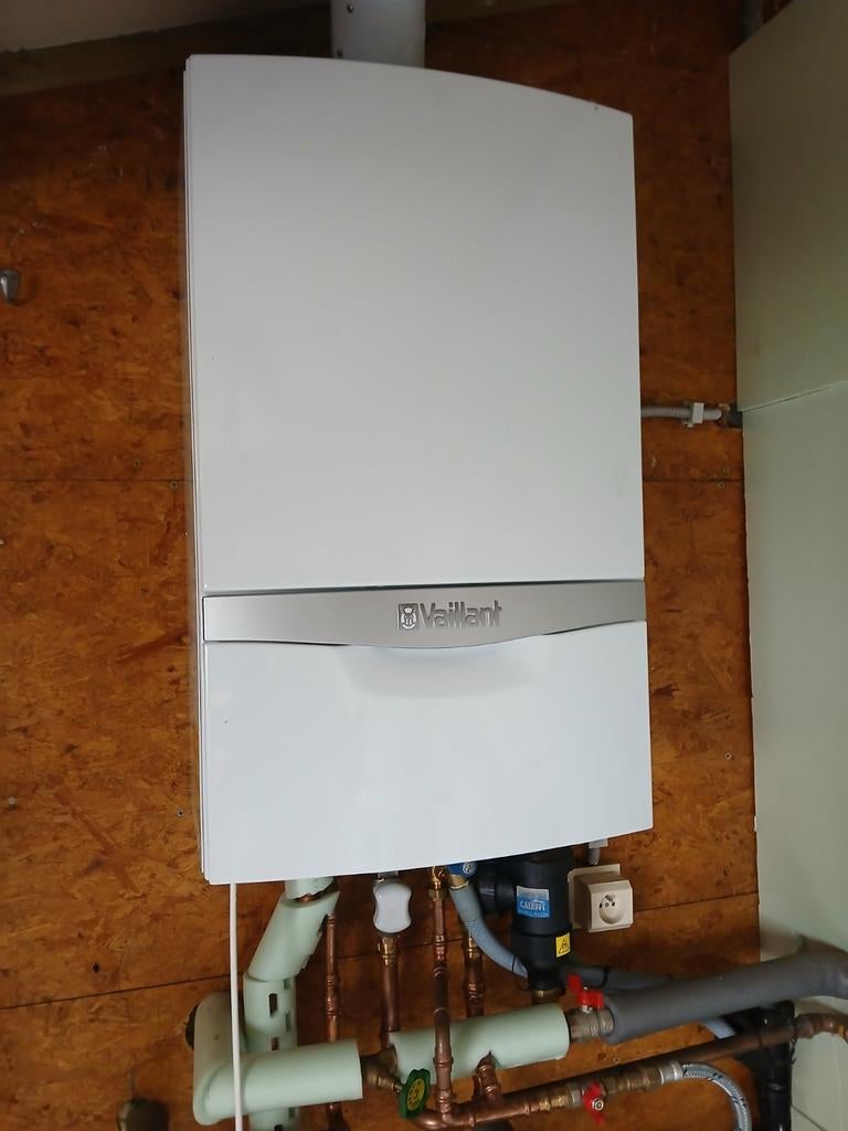 Vaillant ecotec plus 296 5/5, Doe-het-zelf en Bouw, Chauffageketels en Boilers, Ophalen