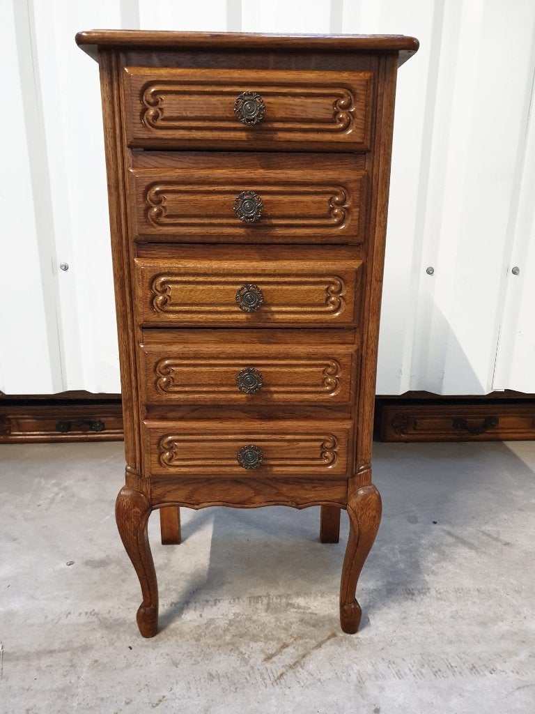 Louis XV stijl ladekast. Het kan geleverd worden., 5 laden of meer, Ophalen, Gebruikt, Eikenhout