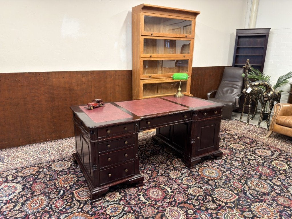 Klassiek Engels Chesterfield Bureau Partnerdesk, Antiek en Kunst, Antiek | Kantoor en Zakelijk, Ophalen