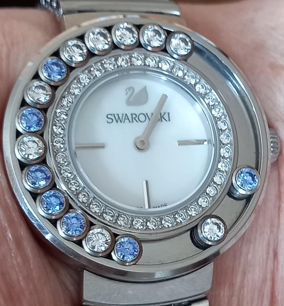 Uurwerk Swarovski, Ophalen, Staal
