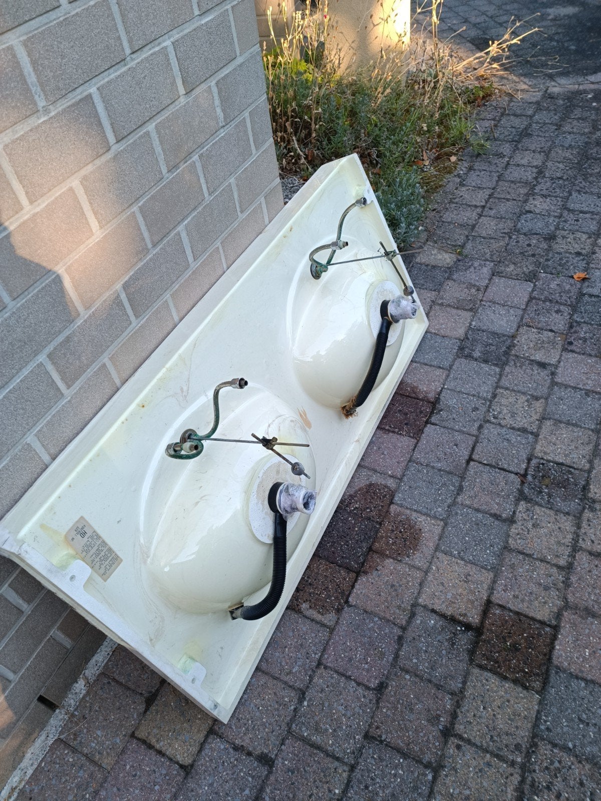 Gratis Dubbele badkamer lavabo 130 cm., Huis en Inrichting, Ophalen, Gebruikt, Spiegelkast
