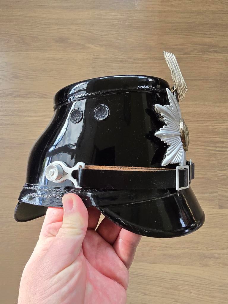 Shako de la police allemande - taille 55/56, Collections, Objets militaires | Général, Gendarmerie, Enlèvement