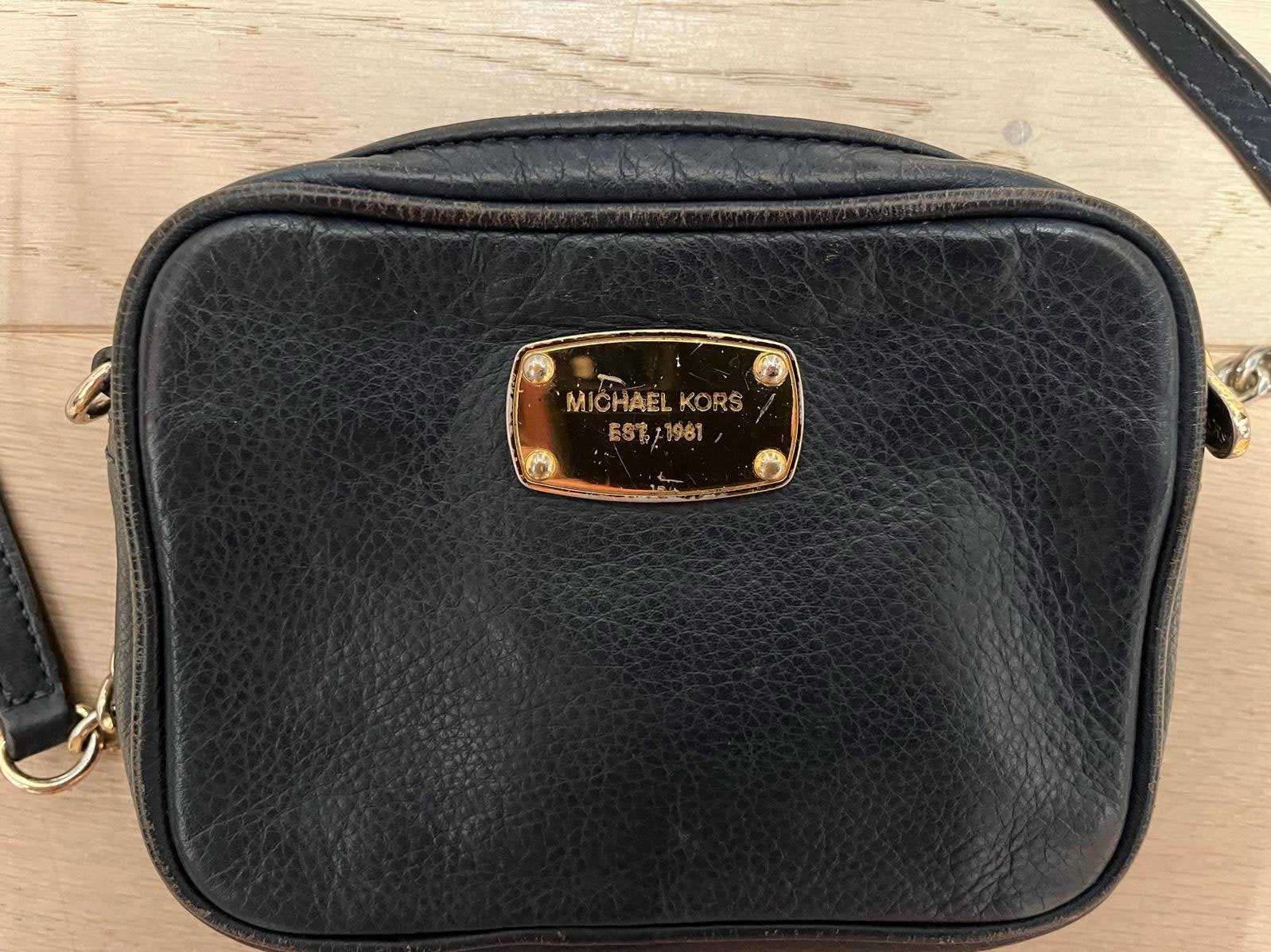 Michael kors schoudertas, Bijoux, Sacs & Beauté, Sacs | Sacs à bandoulière, Enlèvement ou Envoi, Comme neuf
