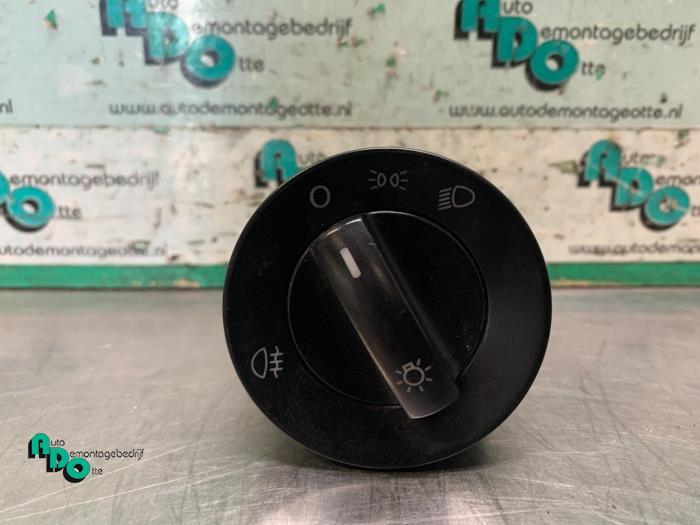 Commutateur lumière d'un Volkswagen Polo (Polo 01-), Volkswagen, -, 3 mois de garantie, Utilisé