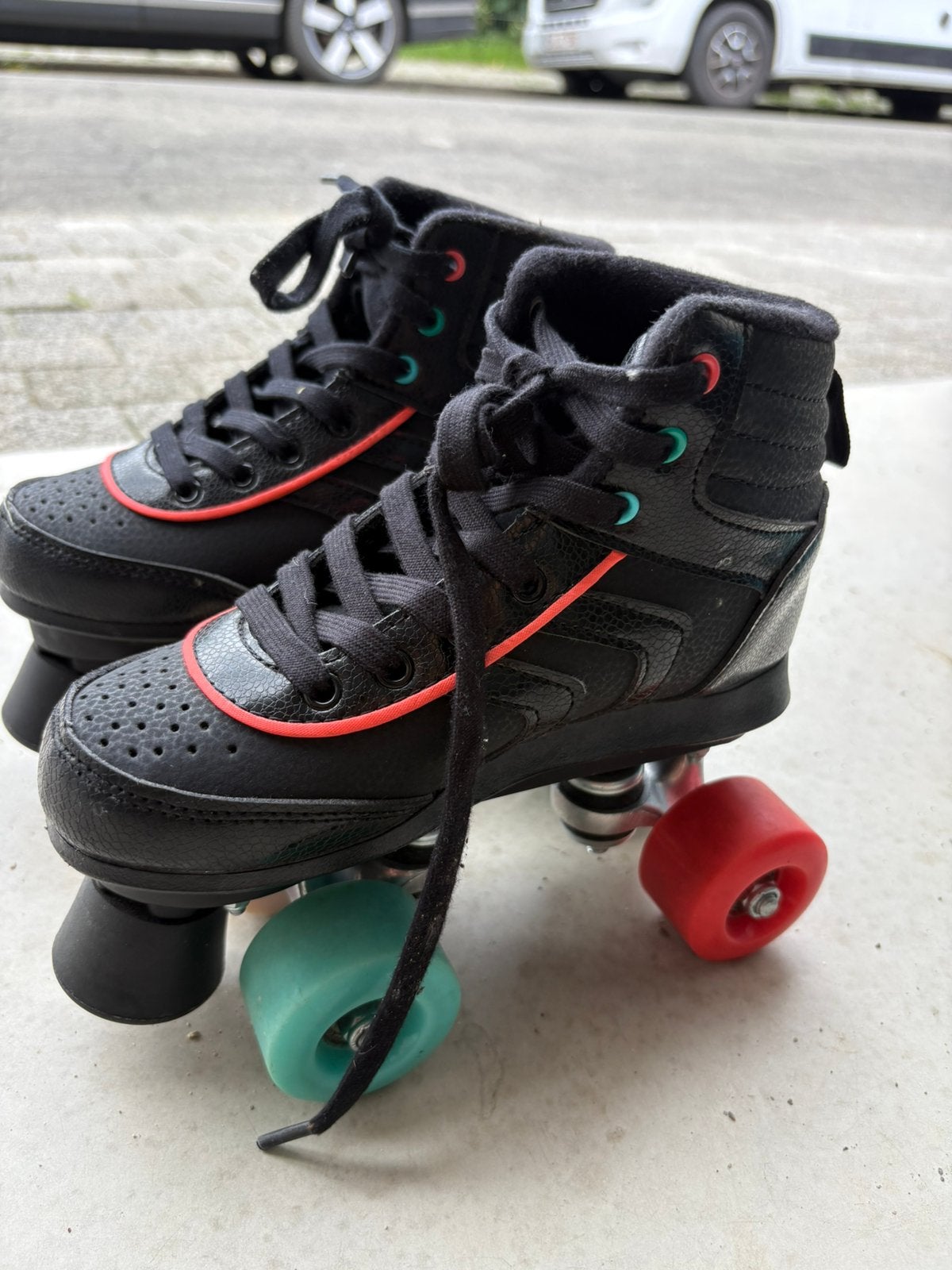 Rolschaatsen maat 34, Kinderen en Baby's, Speelgoed | Buiten | Rolschaatsen, Ophalen, Zo goed als nieuw, Kinderen