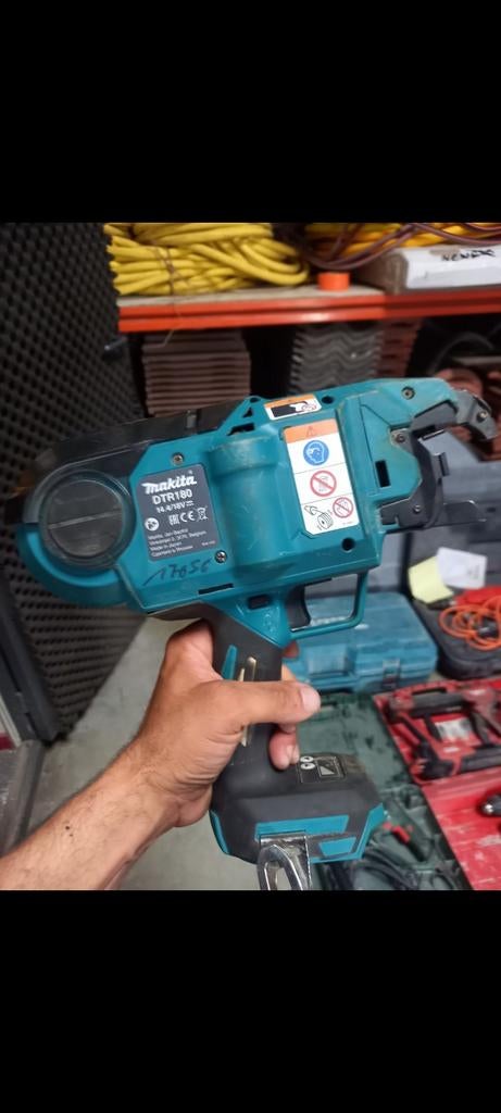 Bindijzer machine makita, Ophalen of Verzenden