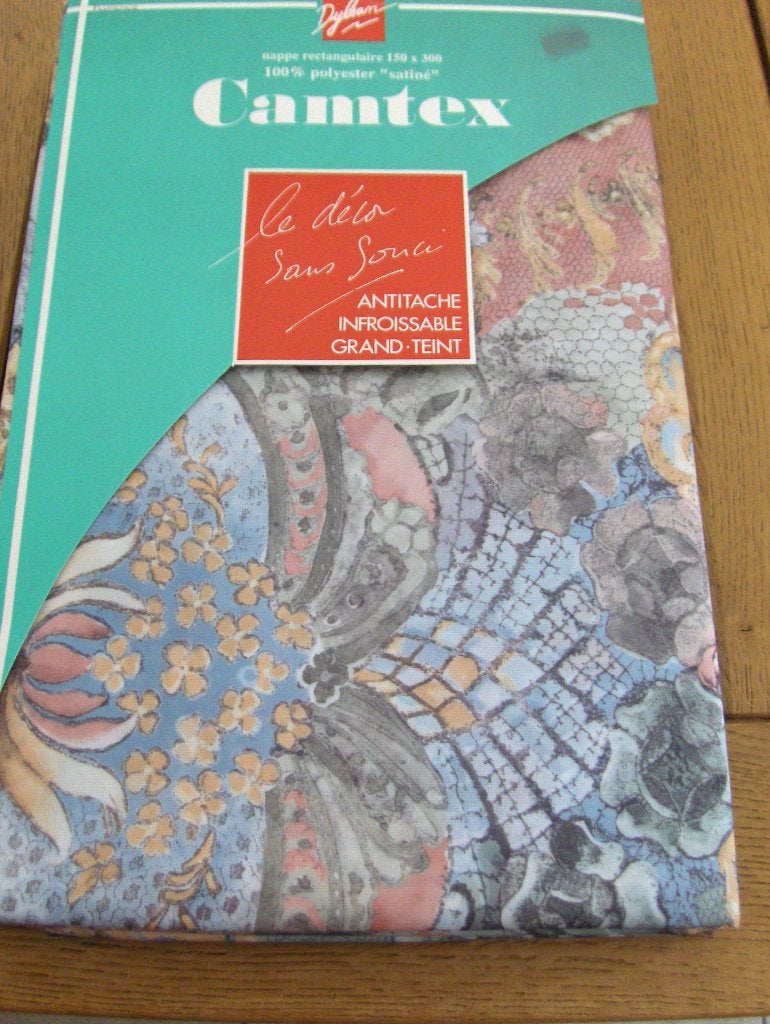 Nappe antitache de 3m x 1m50 . Pour 10€, Maison & Meubles, Nappes, Enlèvement ou Envoi, Neuf, Rectangle