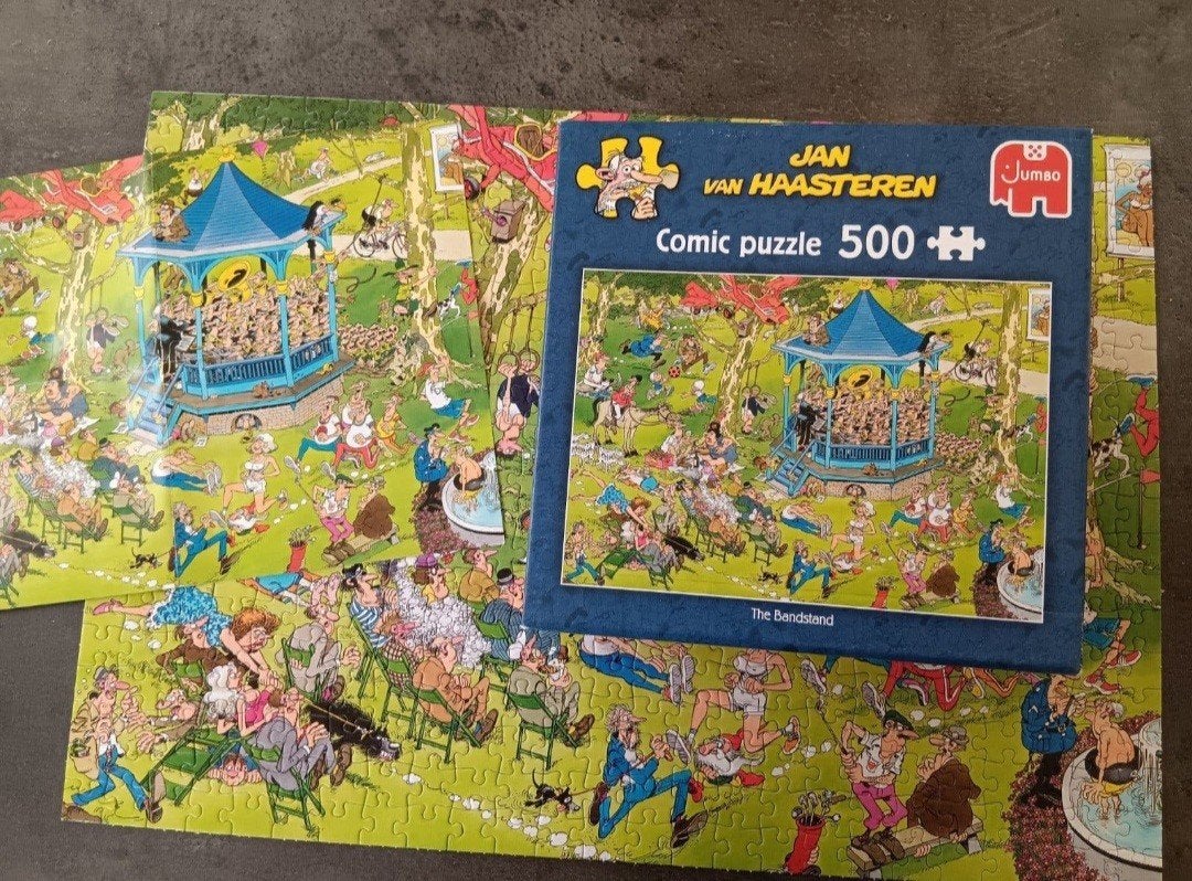 2 puzzels Jan van Haasteren, Ophalen of Verzenden, 500 t/m 1500 stukjes, Zo goed als nieuw, Legpuzzel