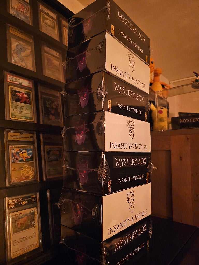 Pokémon (VINTAGE) mystery box geseald en verzegeld, Hobby en Vrije tijd, Verzenden, Nieuw, Meerdere kaarten