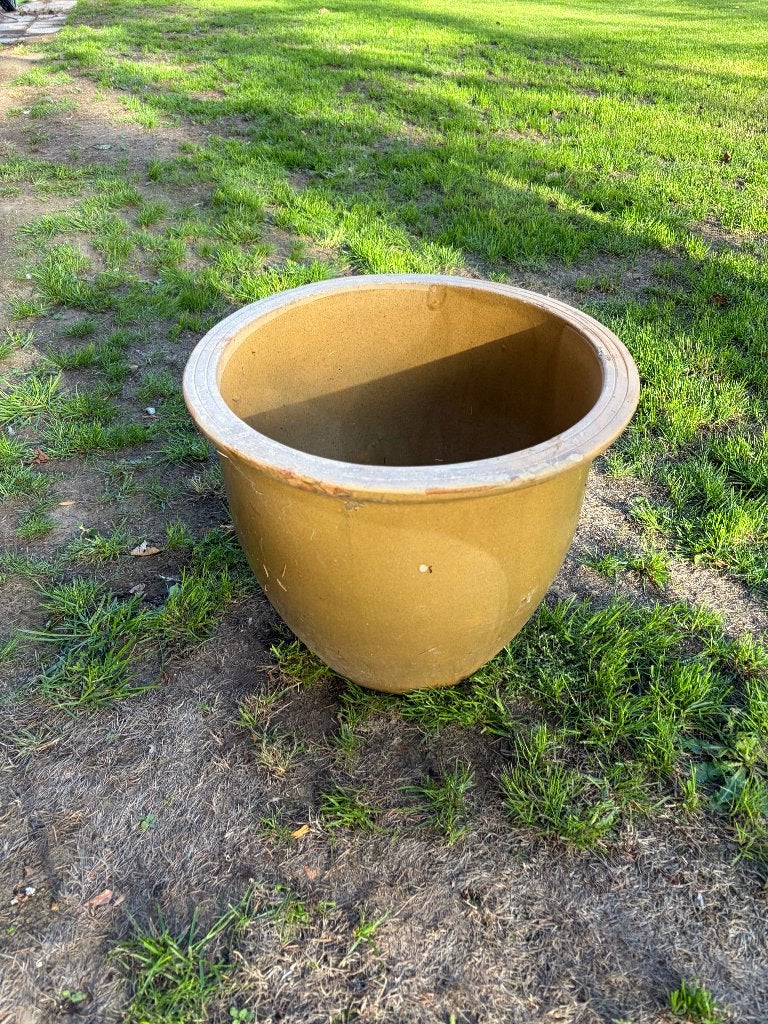 Bloempot voor buiten in de tuin, Ophalen, Gebruikt, Rond, Tuin