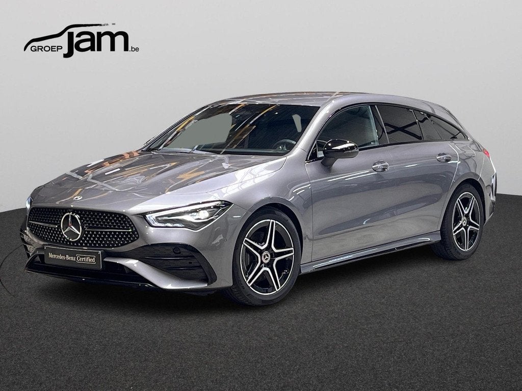 Mercedes-Benz CLA-klasse Shooting Brake 200 AMG Line, Auto's, Gebruikt, Zwart, 4 cilinders, 120 kW