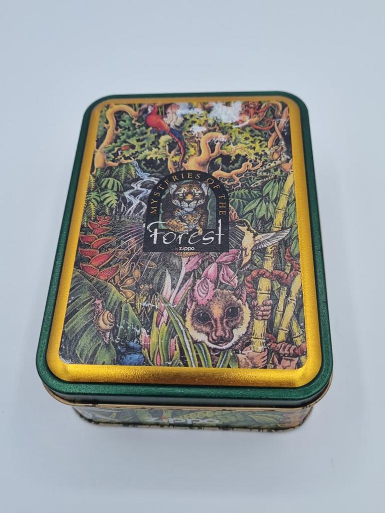 Zippo Le Mystère de la forêt 1995, Collections, Envoi, Comme neuf, Briquet