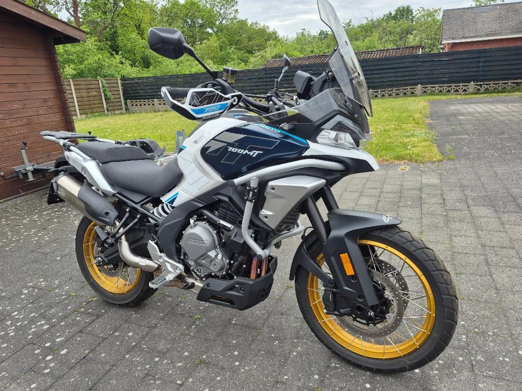 Cfmoto 700MT Adventure met amper 324km in nieuwstaat, Motoren, Motoren | CFMOTO, Particulier, Toermotor, meer dan 35 kW, 2 cilinders