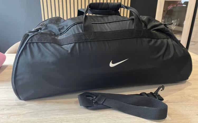 GRAND SAC NIKE (80 CENTIMÈTRES), Enlèvement, Comme neuf