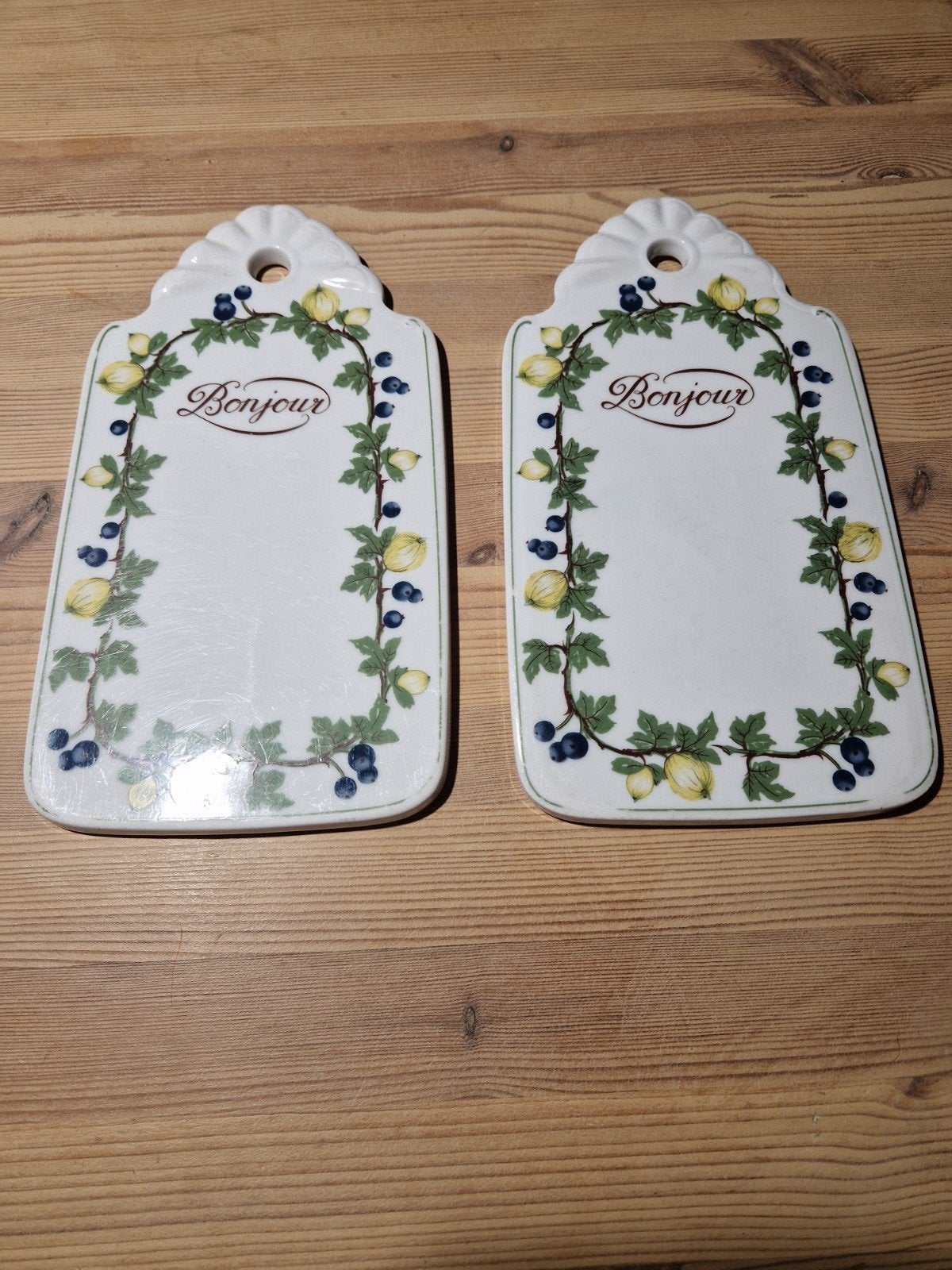 Twee ontbijtborden, Ophalen of Verzenden