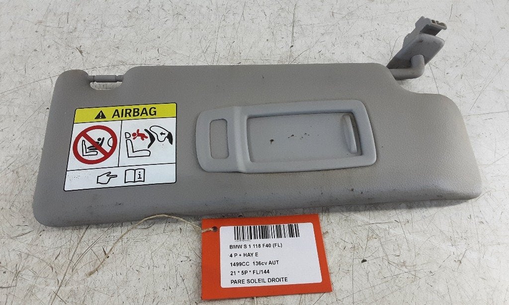 ZONNEKLEP RECHTS BMW 1 serie (F40) (01-2019/-), Auto-onderdelen, Gebruikt, BMW
