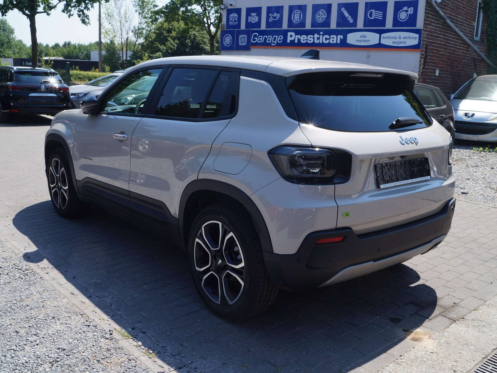 Jeep Avenger (bj 2024, automaat), Auto's, Automaat, Gebruikt, 1199 cc, Beige