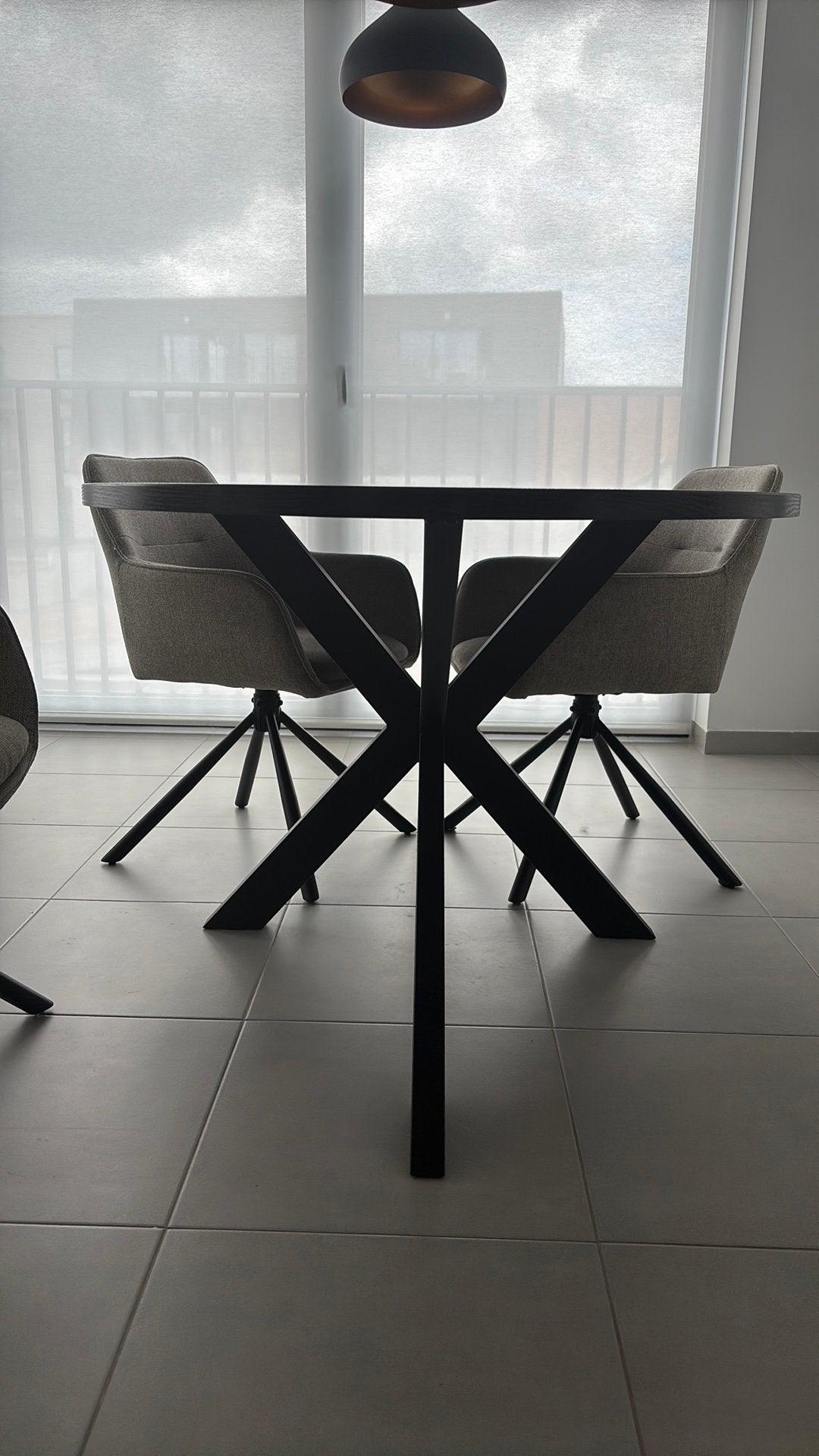 Ovale mango houten eettafel, Ophalen, Zo goed als nieuw