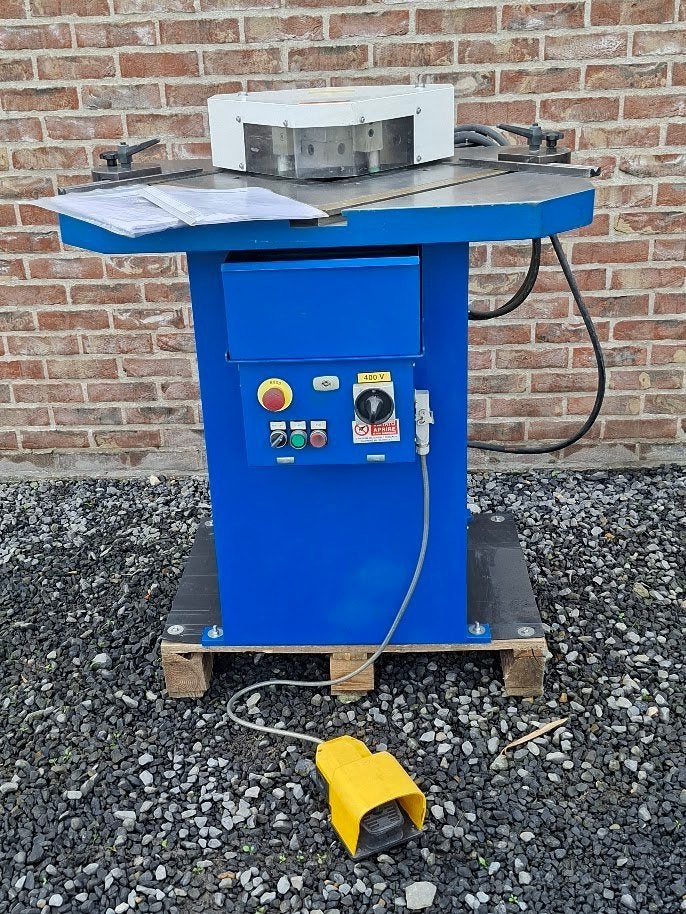 Gecam FL2006 Uithoekmachine - hydraulische uithoeker, Enlèvement