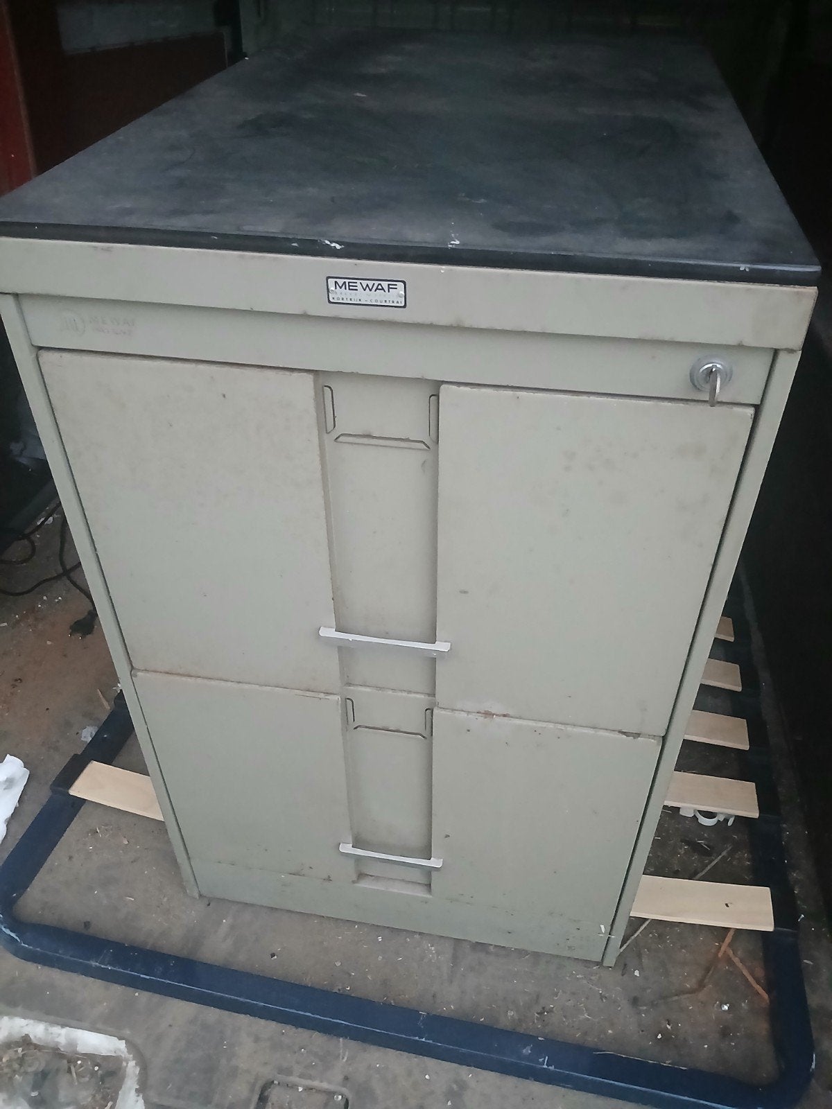 vintage dossierkast MEWAF, Huis en Inrichting, Kasten | Roldeurkasten en Archiefkasten, Ophalen, Gebruikt, Vintage, 100 tot 150 cm