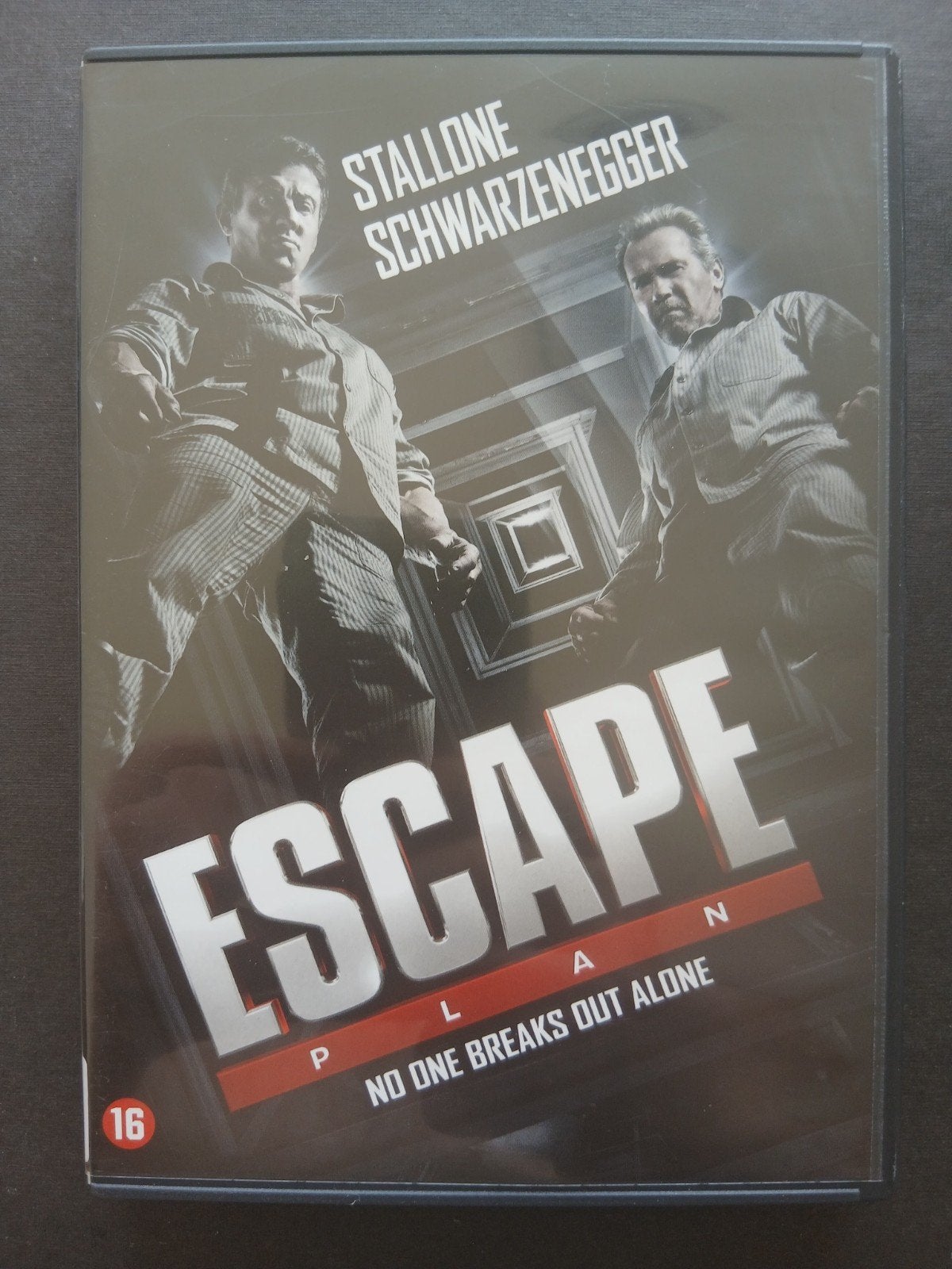Escape plan (2013) Sylvester Stallone, Arnold Schwarzenegger, Enlèvement ou Envoi, Anglais, Thriller d'action, À partir de 16 ans
