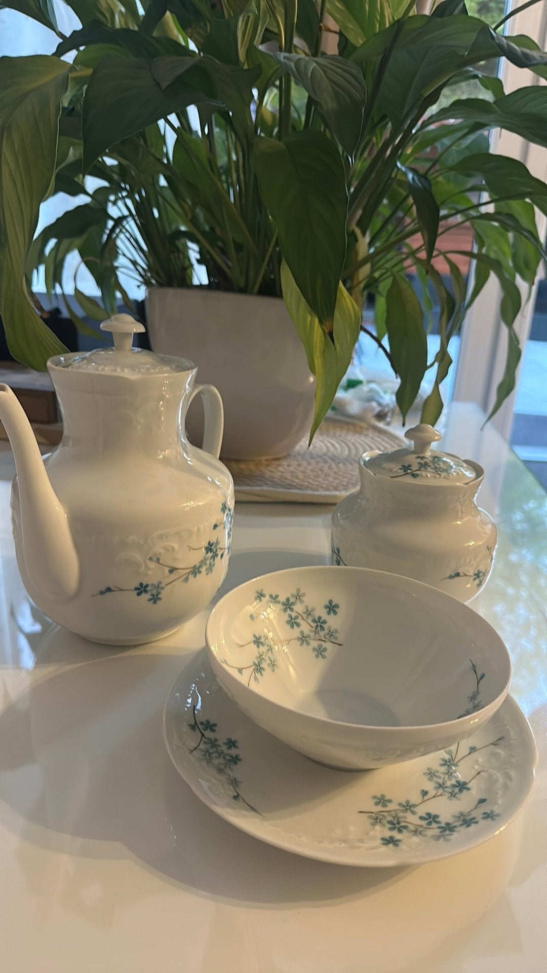 Service vaisselle, Ophalen