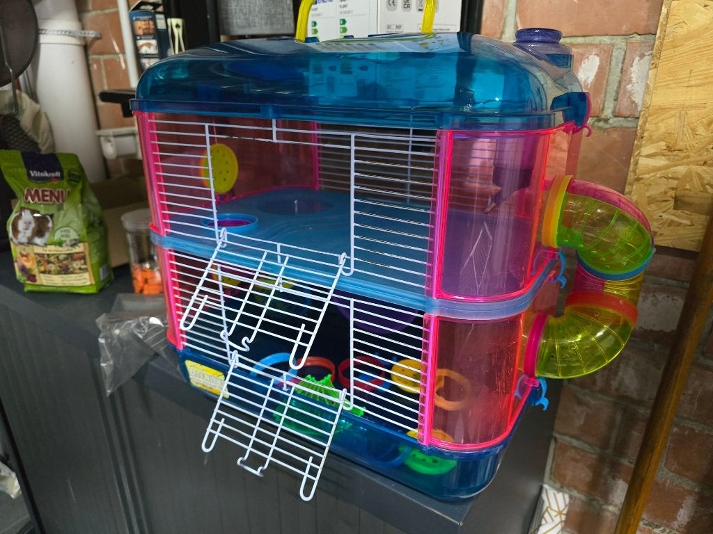 Cage hamster 2 étages + accessoires, nourriture et litière, Animaux & Accessoires, Enlèvement, Comme neuf, Cage, Hamster