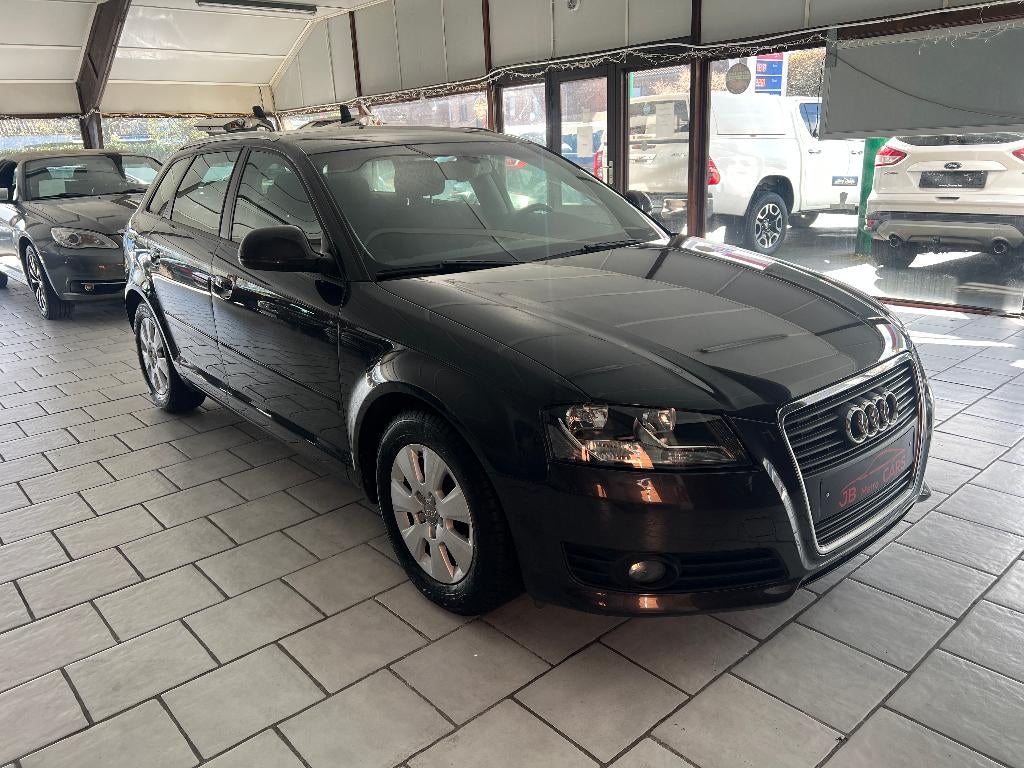 Audi a3/1.6 tdi/65000 km/GEKEURD/CAR PASS/garantie, Voorwielaandrijving, Euro 5, Stof, Zwart