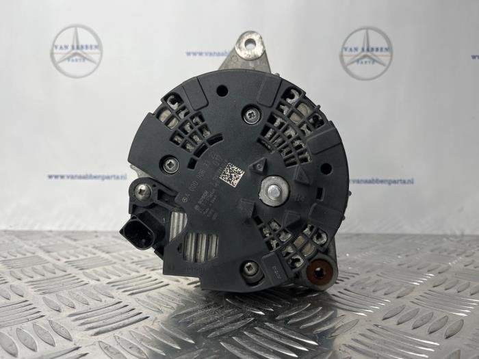 Dynamo d'un Mercedes B-Klasse, -, 3 mois de garantie, Utilisé, -