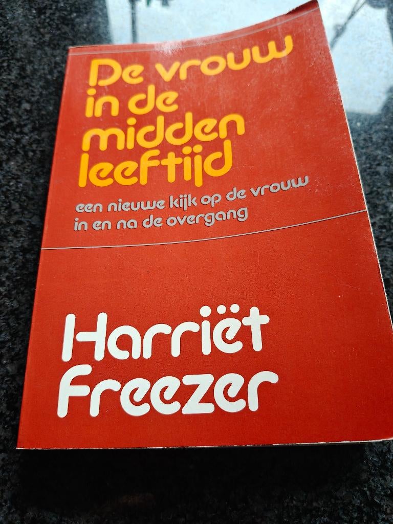 Boek over menopauze, Enlèvement, Utilisé, Harriet freezer